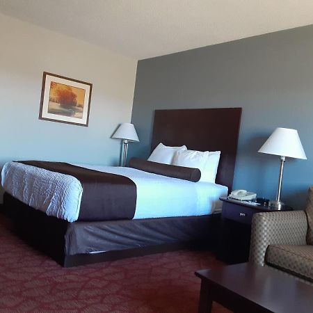 Boarders Inn & Suites By Cobblestone Hotels Superior Εξωτερικό φωτογραφία