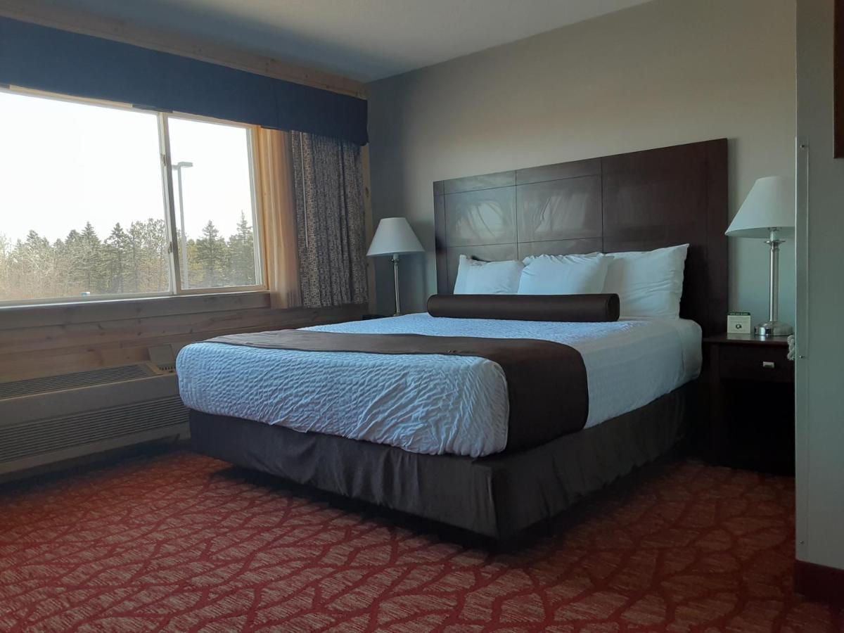 Boarders Inn & Suites By Cobblestone Hotels Superior Εξωτερικό φωτογραφία