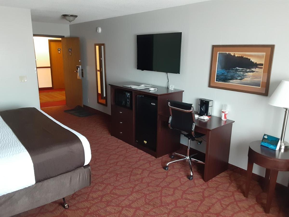 Boarders Inn & Suites By Cobblestone Hotels Superior Εξωτερικό φωτογραφία